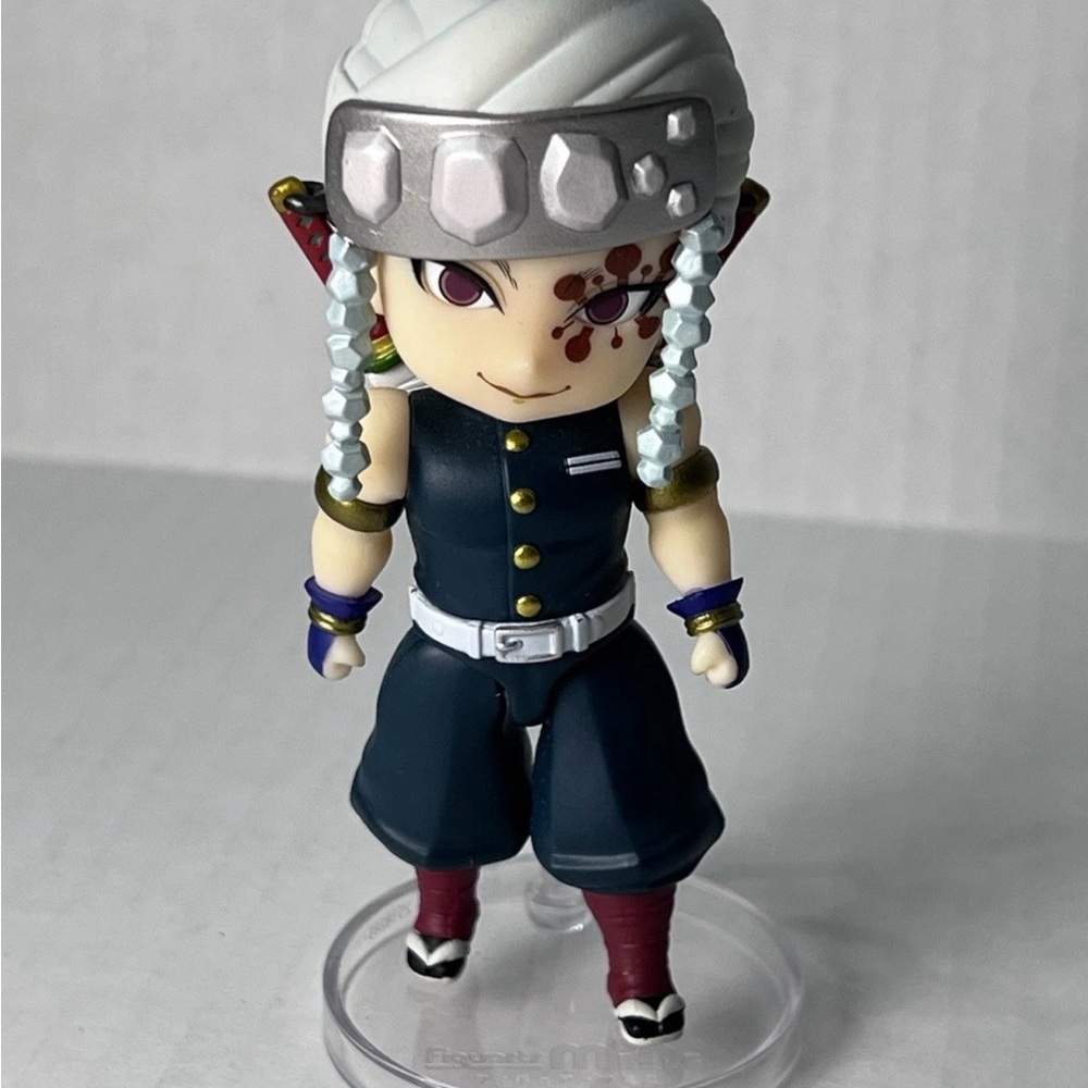 Demon Slayer: Tengen Uzui Bandai Figuarts Mini Figure 025
